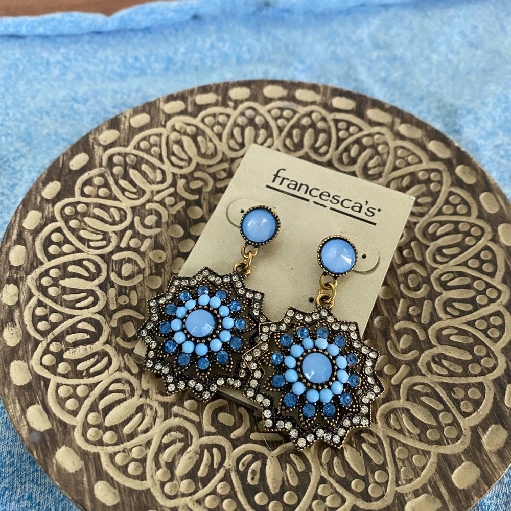 Francesca’s drop earring in blue